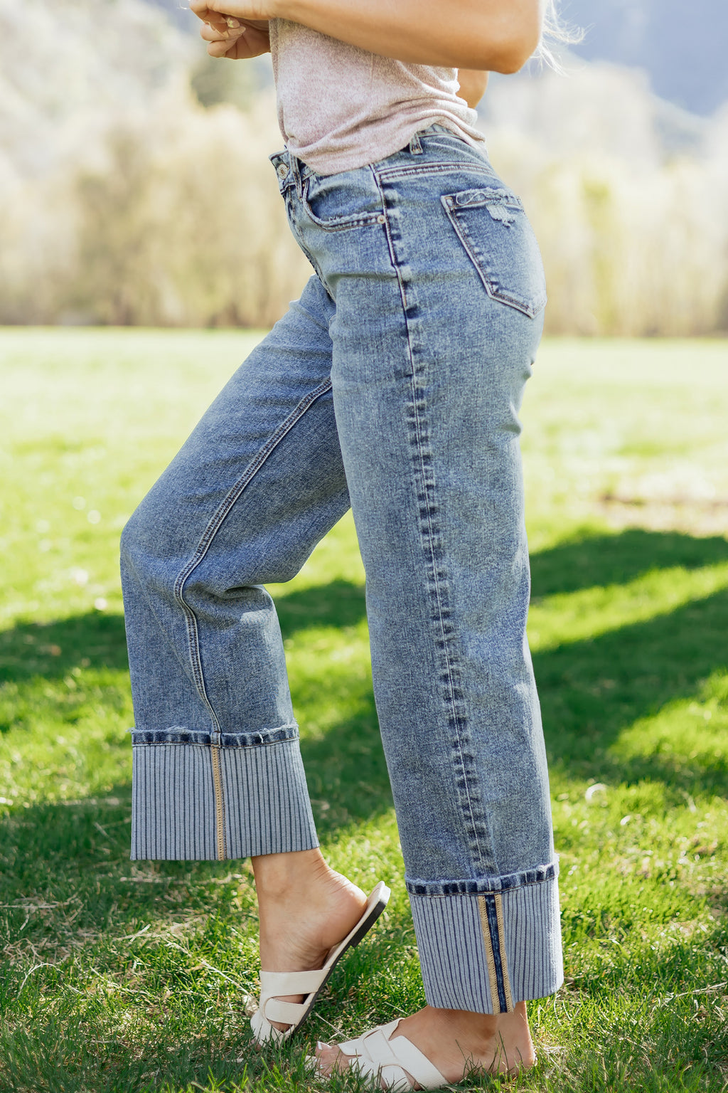 Cuffed Straight Leg Loose Jeans