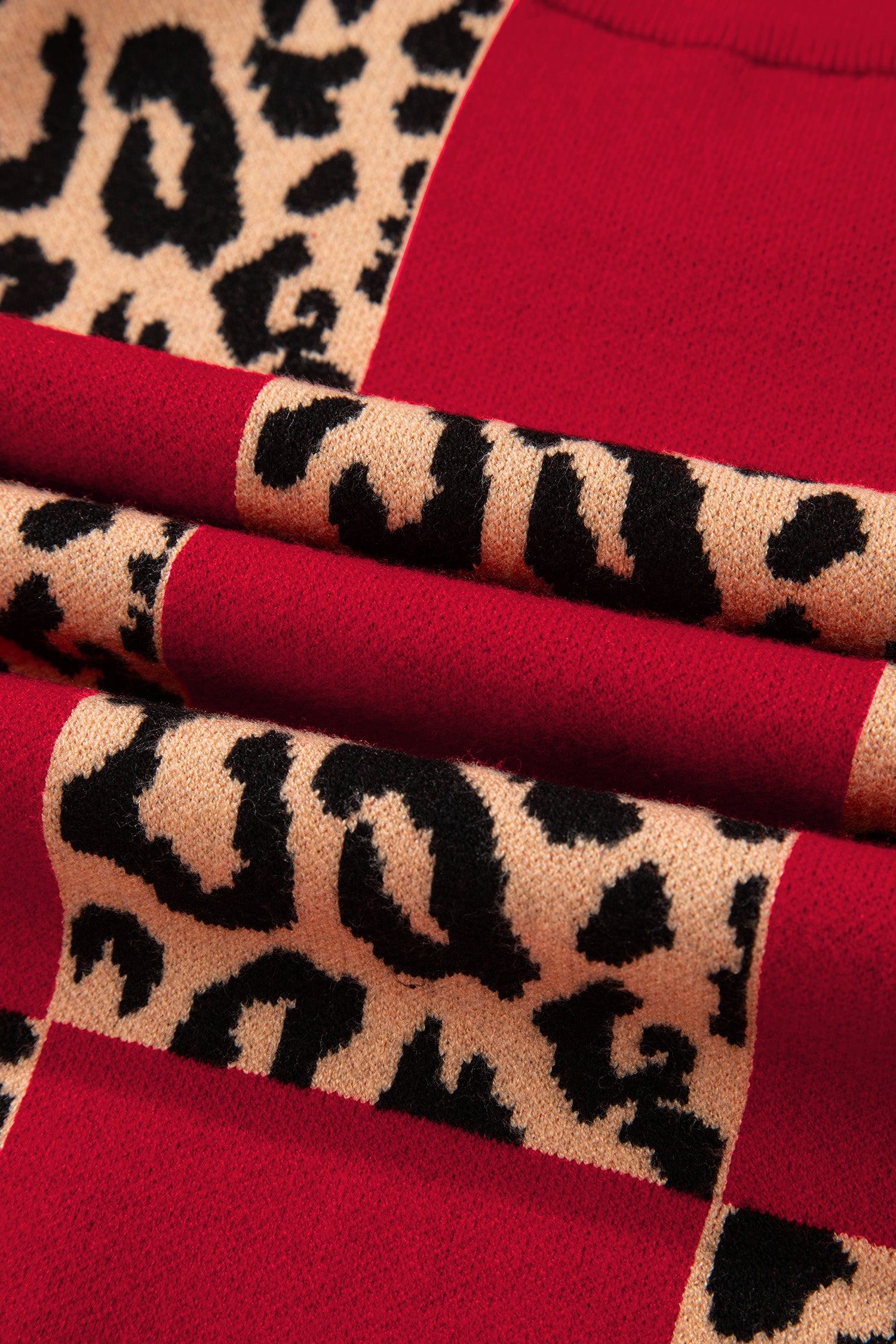 Red Leopard Checkered Short Sleeve Knit Sweater