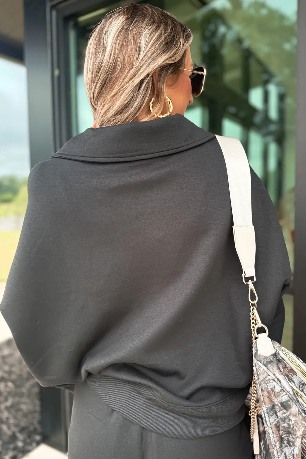 Black Pullover Two-Piece Sweat Set